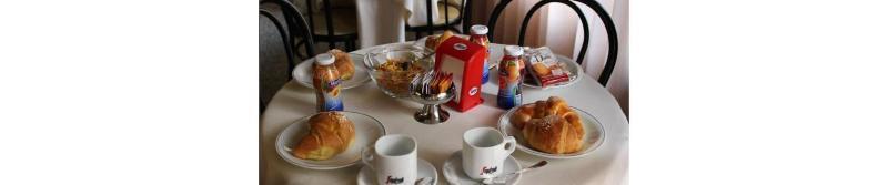 Hotel Pinolo Gubbio Bagian luar foto